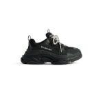 Sneaker Triple S for Men in Black | Balenciaga